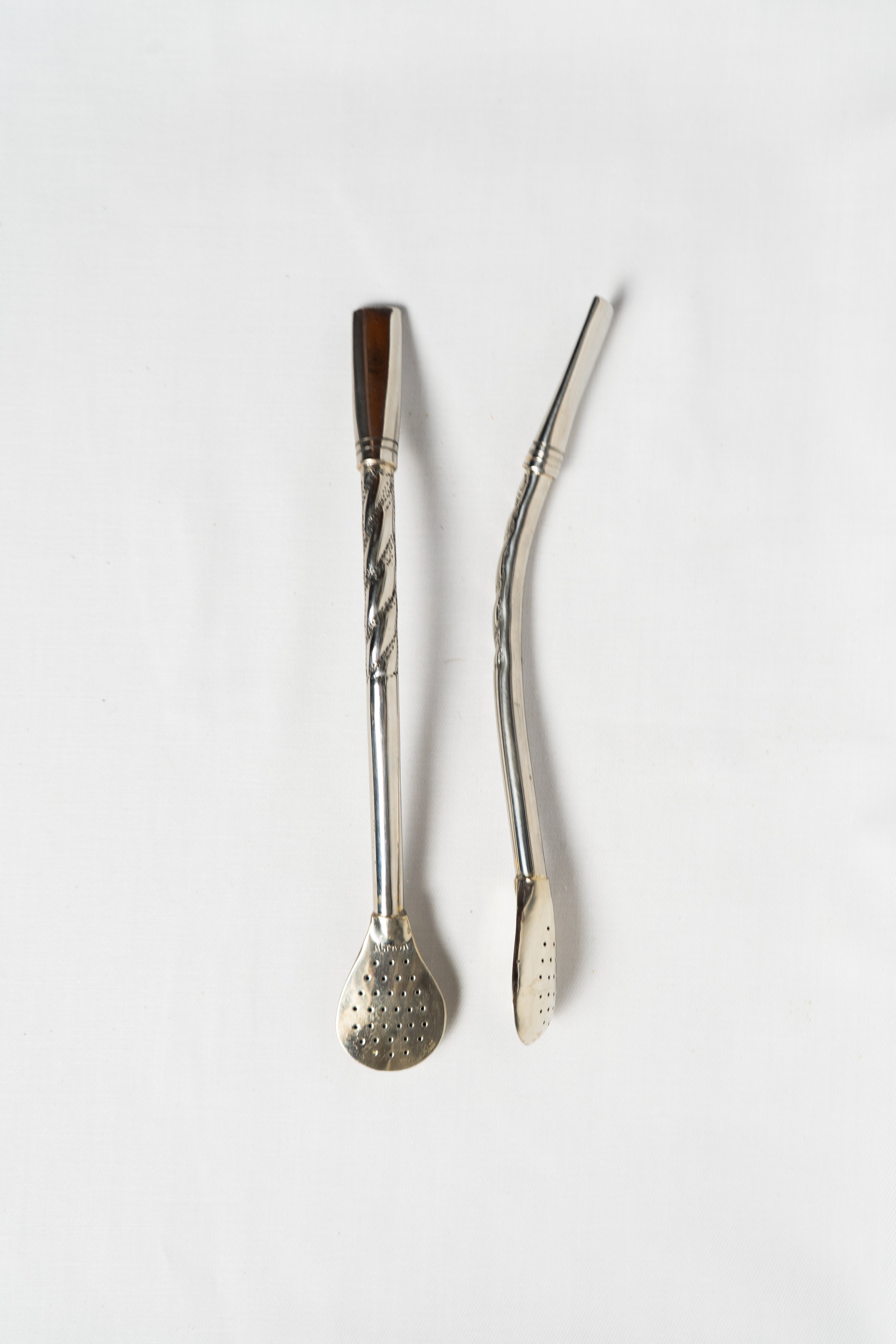 Bombilla de alpaca con diseño